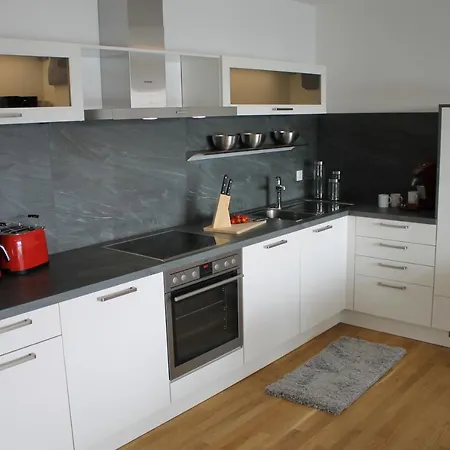 Isar Residences Landau Mobliertes Wohnen Auf Zeit Fur Bis Zu 4 Erwachsene Erstbezug Lejlighed